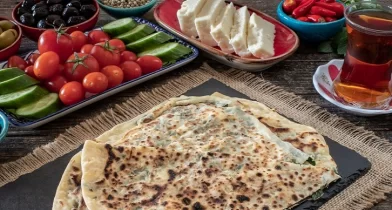 Vilka specialiteter finns det i Turkiets medelhavsmat?