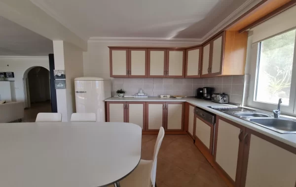 A Remarkable Fully Furnished Villa in Alanya. Great Location with Walking Distance to sea in Alanya