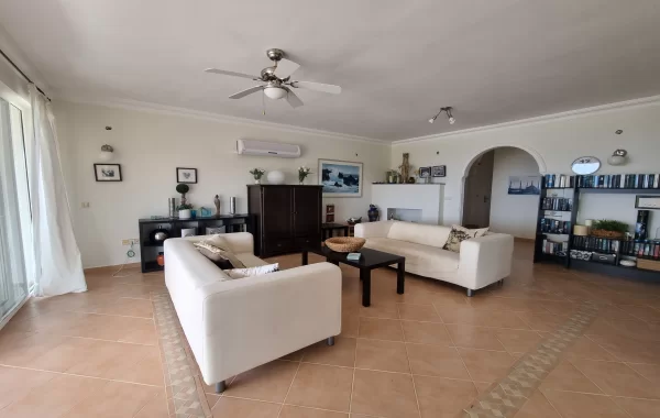 A Remarkable Fully Furnished Villa in Alanya. Great Location with Walking Distance to sea in Alanya