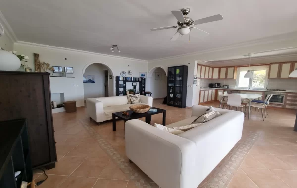 A Remarkable Fully Furnished Villa in Alanya. Great Location with Walking Distance to sea in Alanya