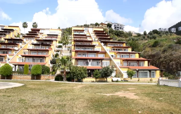 A Remarkable Fully Furnished Villa in Alanya. Great Location with Walking Distance to sea in Alanya