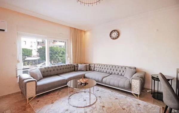 Wohnen in Alanya mit einer voll möblierten Wohnung in der atemberaubenden Küstenstadt Mahmutlar