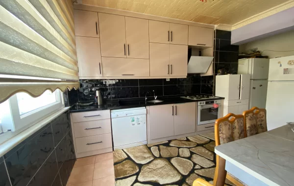 Einzugsfertige Wohnung im Stadtteil Oba