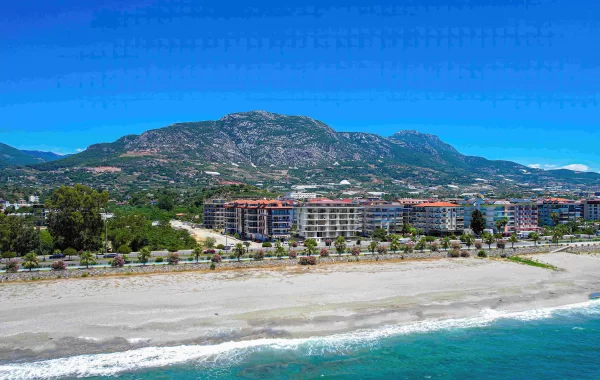 Luxuswohnungen zum Verkauf in Alanya, die sehr beeindruckend sind und eine moderne Architektur haben