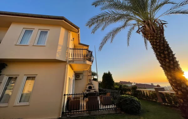 Charmante renovierte Villa in Kargicak, diese Region ist für ihre herrliche Küste bekannt