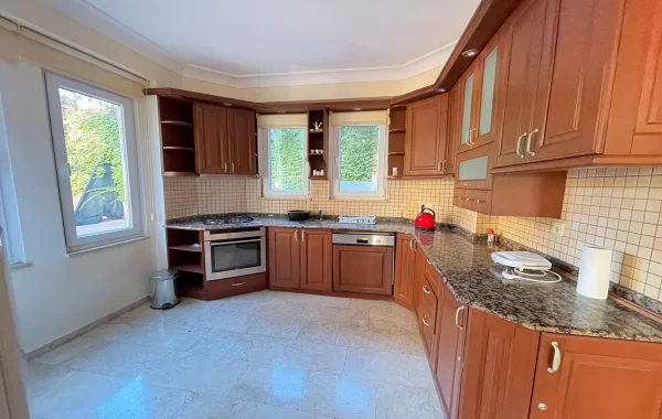 Charmante renovierte Villa in Kargicak, diese Region ist für ihre herrliche Küste bekannt