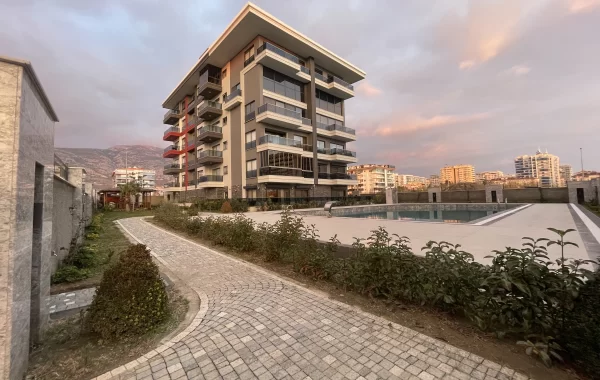 Bezugsfertige Duplex Wohnung mit perfekter Lage, nahe zum Meer in Alanya, Kestel