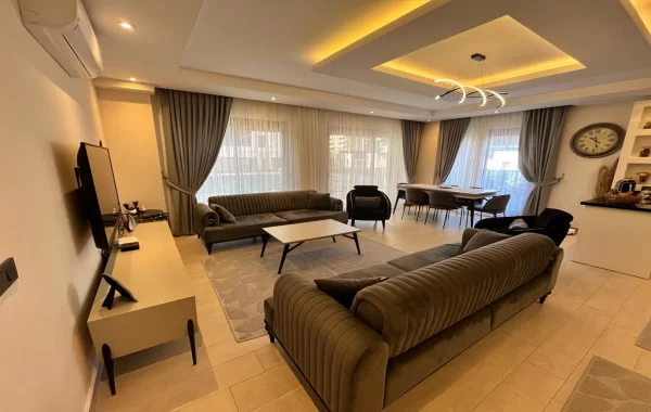 Bezugsfertige Duplex Wohnung mit perfekter Lage, nahe zum Meer in Alanya, Kestel