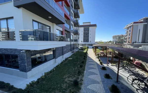 Bezugsfertige Duplex Wohnung mit perfekter Lage, nahe zum Meer in Alanya, Kestel